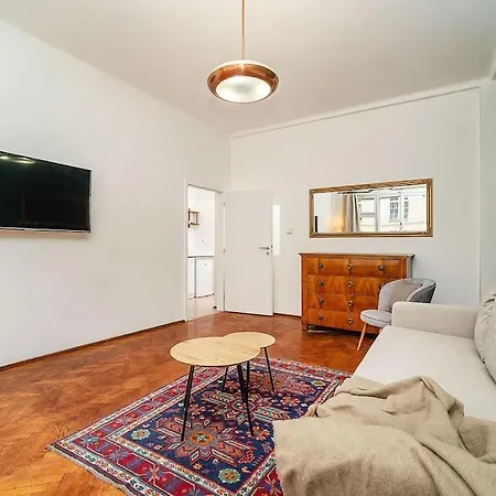 Classic Old Town Apartment