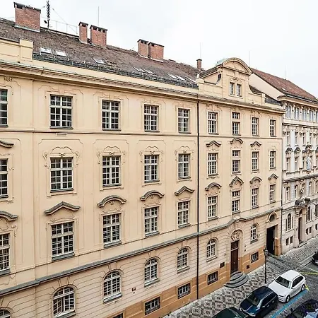 Classic Old Town *