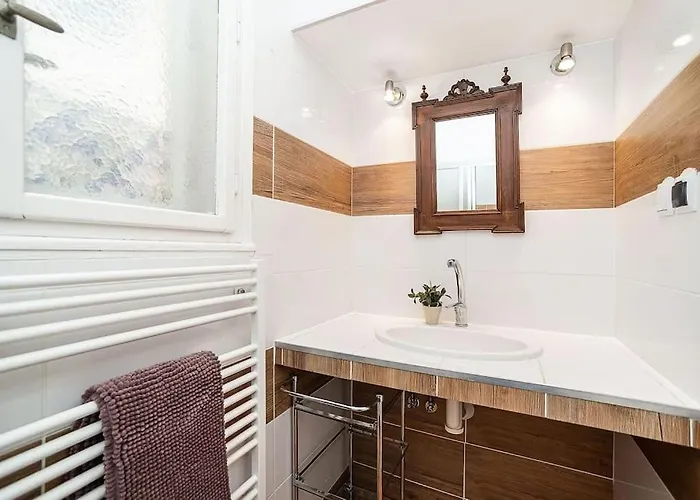 Classic Old Town Apartment Prag